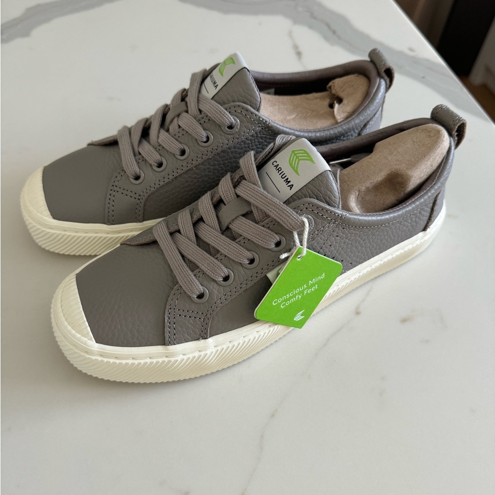 Cariuma OCA casual Gray Women's Sneaker Super Lightweight New Whitout Tags Sz 8